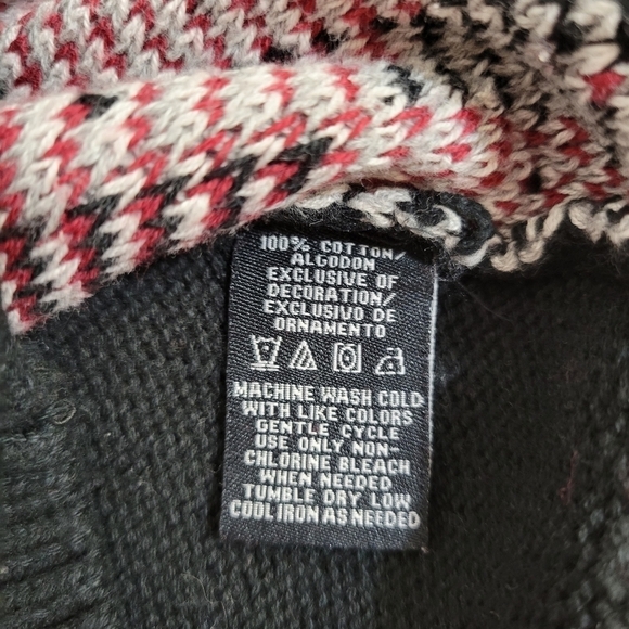 Calvin Klein Boys Black & Red Argyle Sweater Vest 2T - Picture 4 of 4